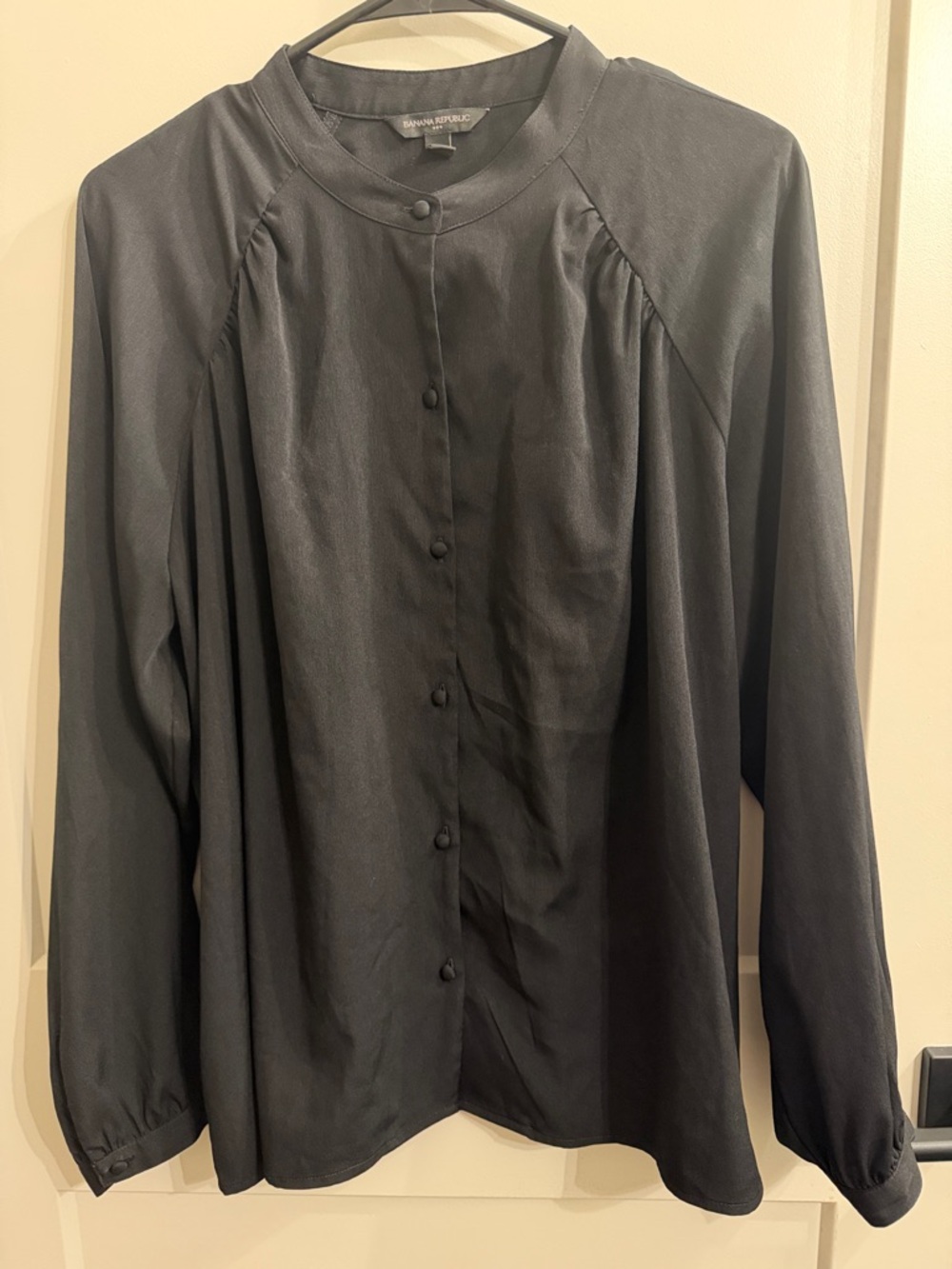 Banana Republic Black Long Sleeve Button Front Blouse